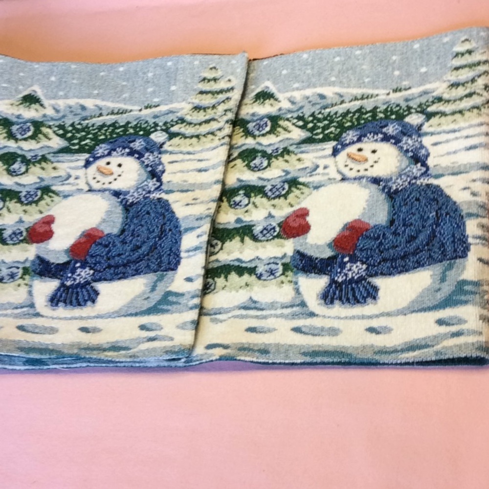 FINAL SALE PRICE 8 Snowman Table Runner